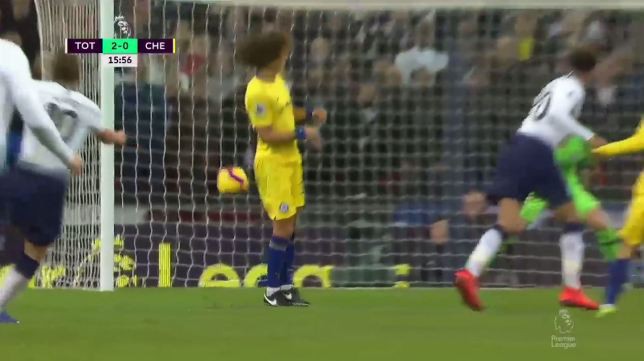 Choáng với số lần David Luiz báo hại bàn thua cho Chelsea ở giải NHA mùa này - Ảnh 3.