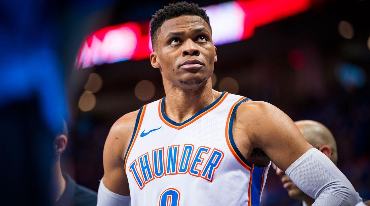 Cựu HLV Oklahoma City Thunder khẳng định Russell Westbrook có thể chơi 5 vị trí trên sân - Ảnh 1.