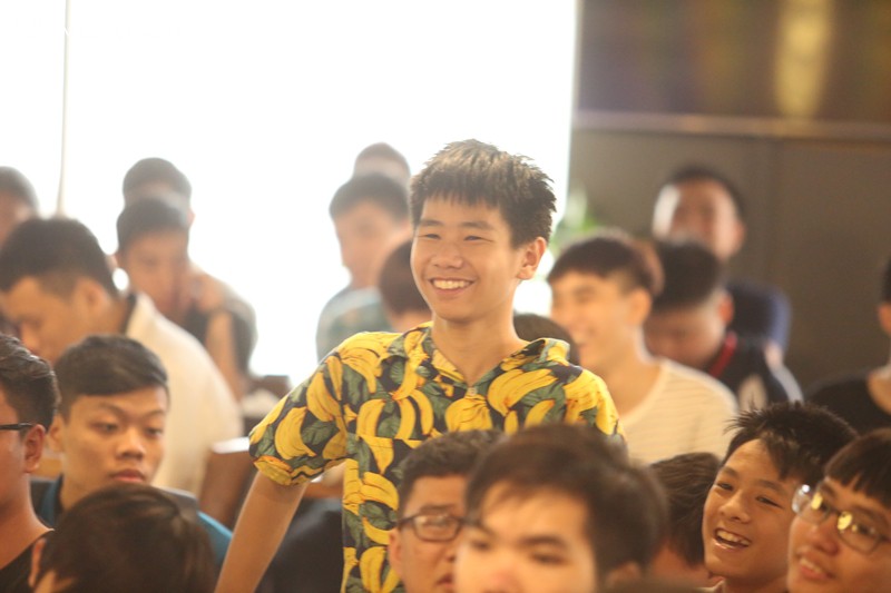 Sôi động Viewing Party cổ vũ trận chung kết CKTG 2018 BO5 của fan LMHT Việt Nam - Ảnh 12.