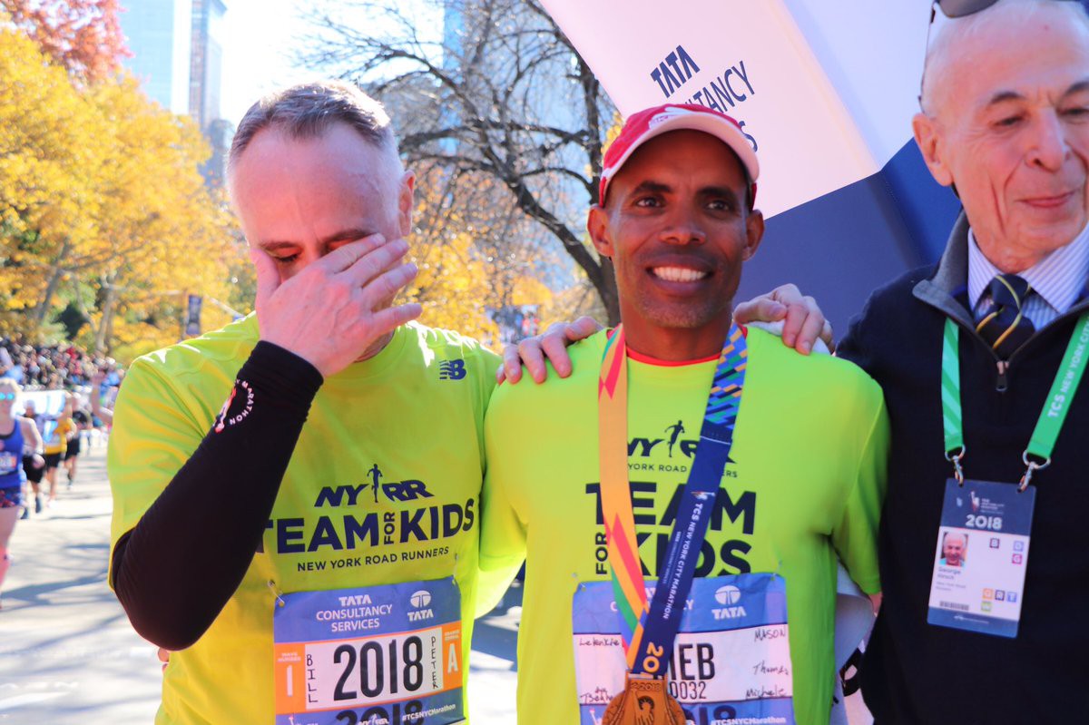 Chẳng cần Nike Vaporfly 4%, Keitany vẫn chiến thắng New York City Marathon vẻ vang - Ảnh 5.