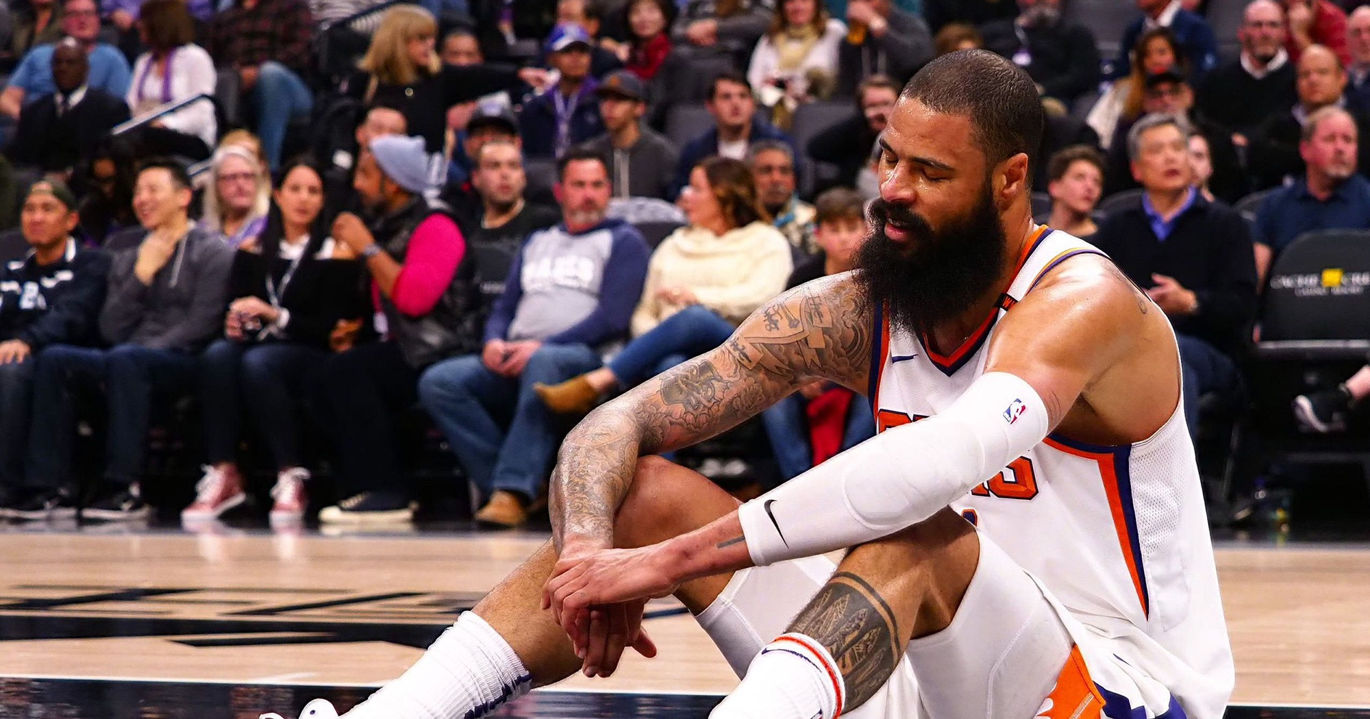 Quân bài Tyson Chandler, thuốc giải cho bệnh lùn của LA Lakers? - Ảnh 1.