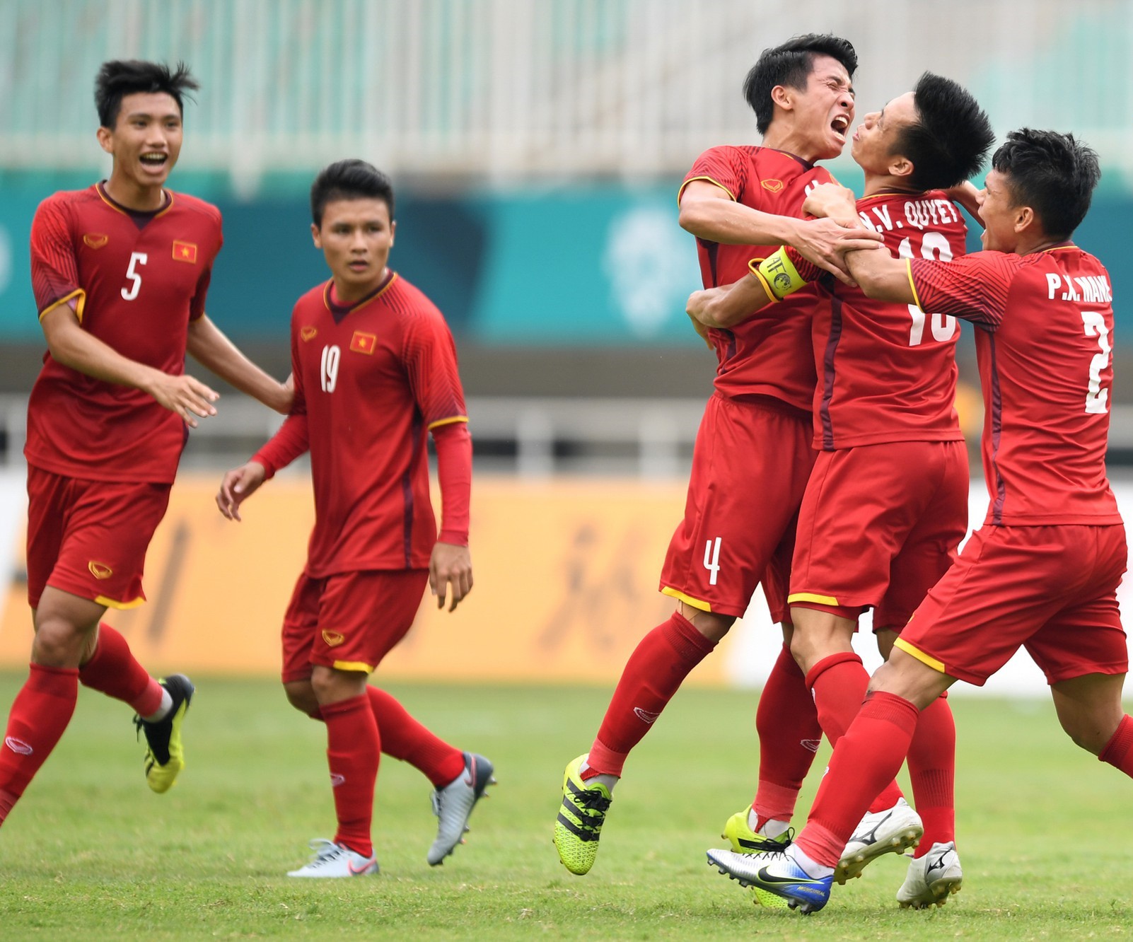 Link trực tiếp AFF Cup 2018: ĐT Lào - ĐT Việt Nam - Ảnh 3.