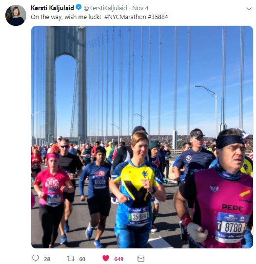 Nữ tổng thống Estonia chạy New York Marathon khiến 2 đặc vụ Mỹ bở hơi tai trong 4 tiếng đồng hồ - Ảnh 4.