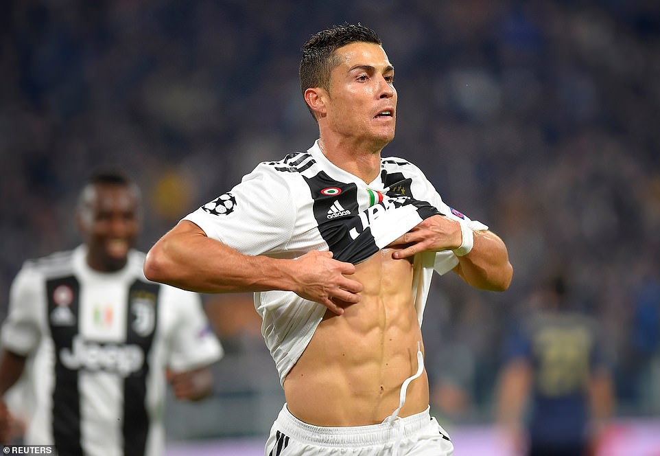 Ronaldo buông lời ám chỉ điều gì sau khi ghi bàn nhưng Juventus vẫn thua ngược Man Utd? - Ảnh 6.