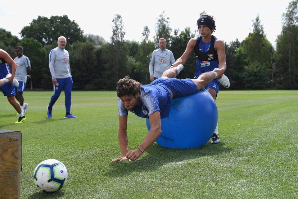 Vì bóng đá quyến rũ, Maurizio Sarri cấm các ngôi sao Chelsea không được tập tạ - Ảnh 2.