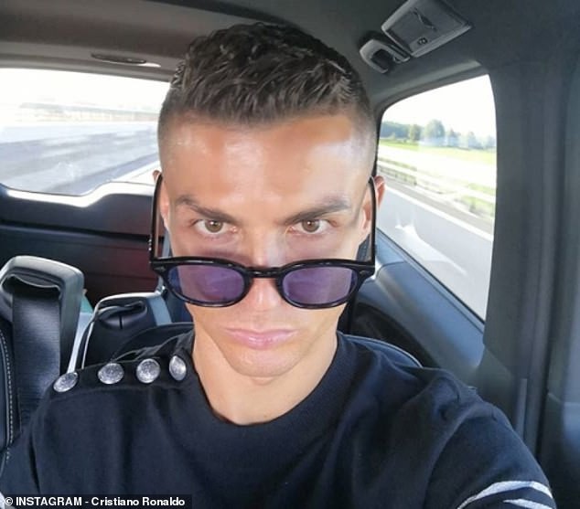 Ronaldo đi đâu, làm gì khi không phải tập luyện và thi đấu cho Juventus? - Ảnh 5.