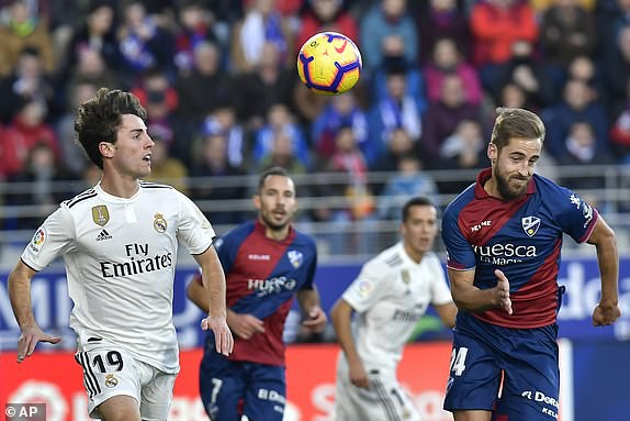 Qủa bóng vàng 2018 ra mắt và 5 điểm nhấn ở trận thắng của Real Madrid trước Huesca - Ảnh 3.