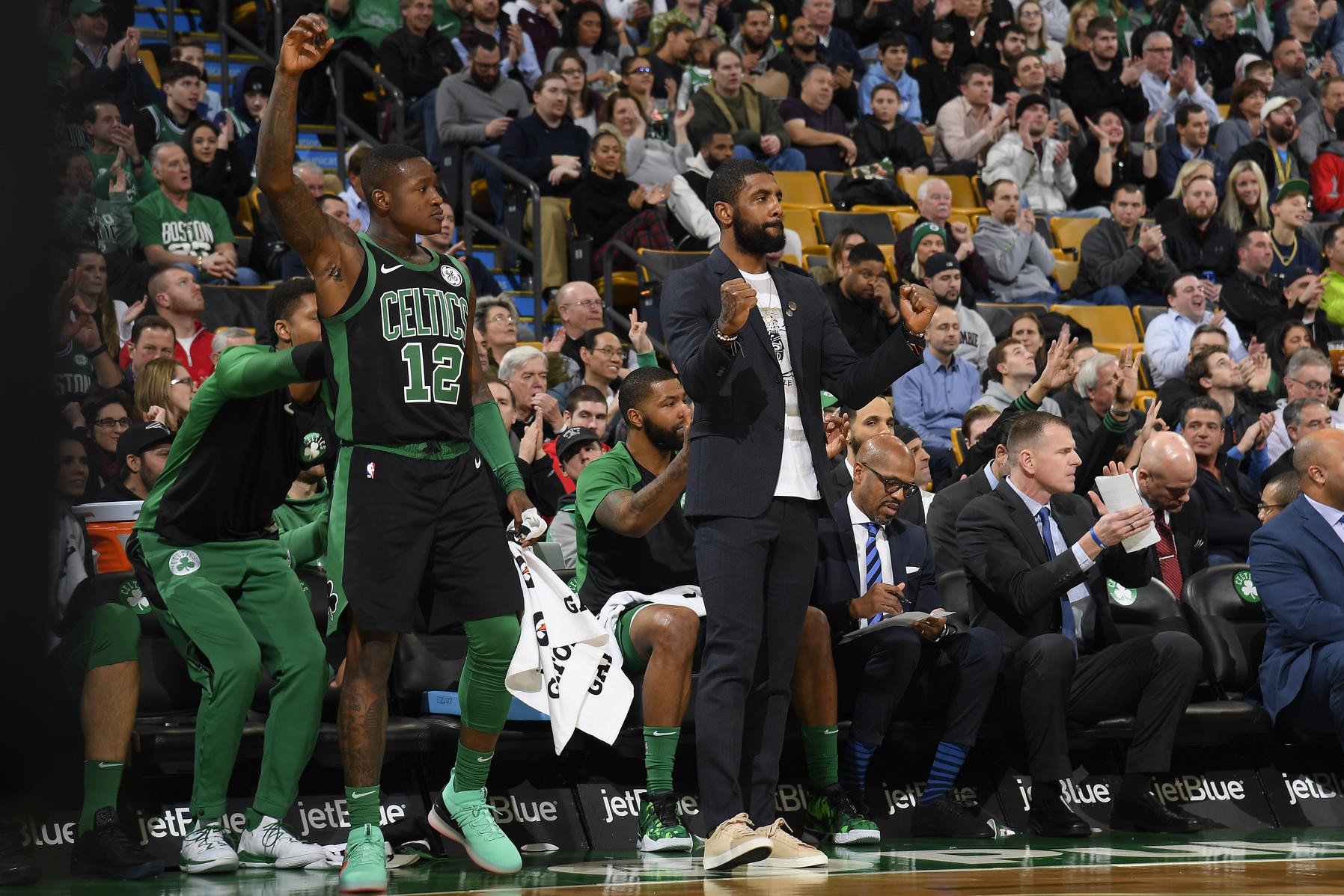 Toàn gương mặt lạ lẫm, Boston Celtics vẫn nghiền nát 41 điểm của Anthony Davis - Ảnh 2.