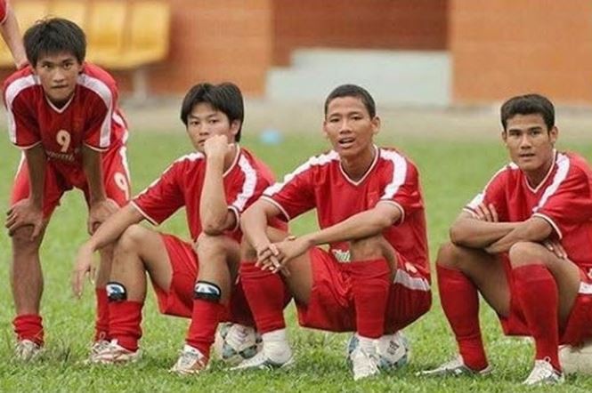 GÓC KÝ ỨC: Công Phượng, Quang Hải, Văn Đức ở đâu khi Việt Nam vô địch AFF Cup 2008? - Ảnh 6.