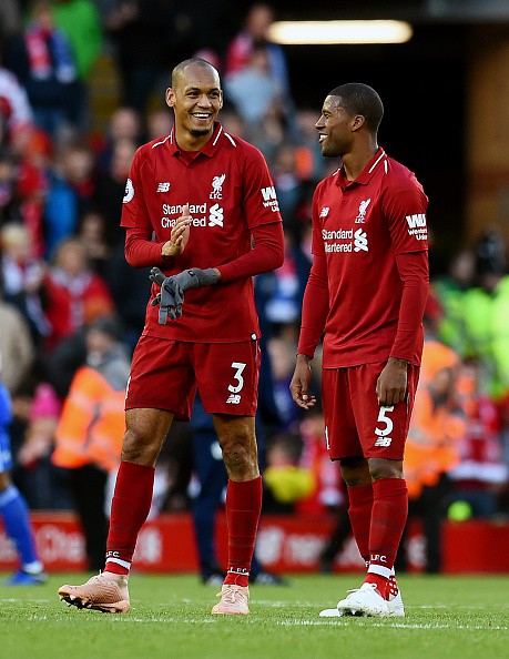 Bật mí hai tài năng trẻ giúp Liverpool đối phó bão chấn thương khi đại chiến với Man Utd - Ảnh 9.