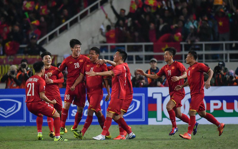 Truyền thông nước ngoài: Việt Nam chôn vùi giấc mơ của Malaysia ở chung kết AFF Cup - Ảnh 2.