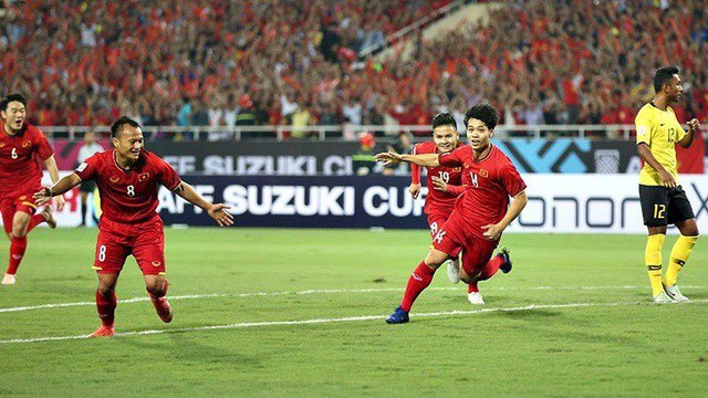4 tuyển thủ Việt Nam lọt vào Đội hình tiêu biểu AFF Cup 2018 gây tranh cãi của ESPN - Ảnh 10.