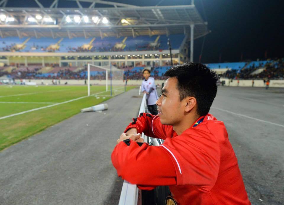 Duy Mạnh, Đức Huy: Từ cậu bé nhặt bóng thành nhà vô địch AFF Cup - Ảnh 1.