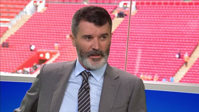 Roy Keane và Gary Neville thay nhau chỉ trích các đàn em ở Man Utd sau trận thua Liverpool - Ảnh 2.