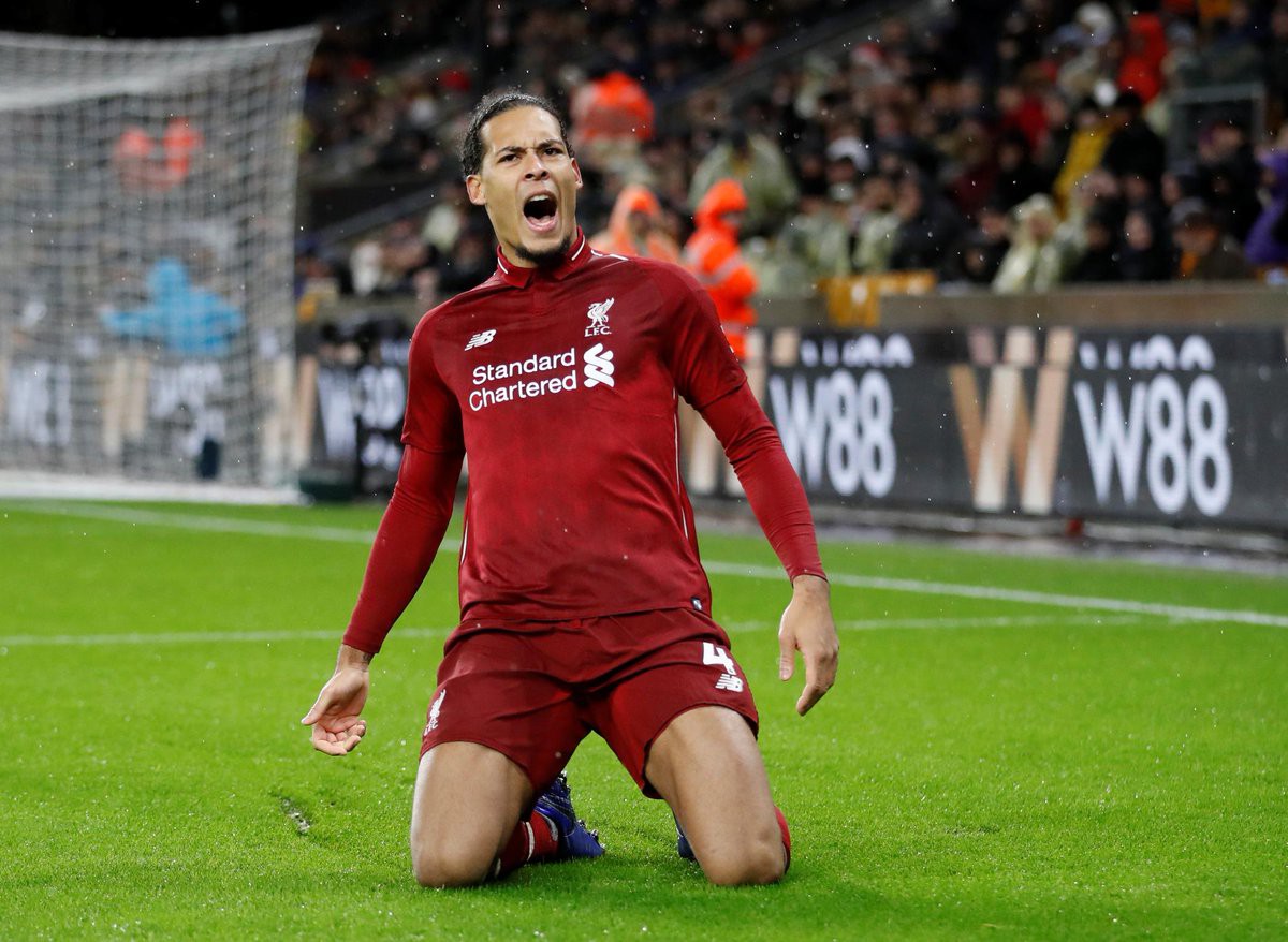 8 chỉ số đáng kinh ngạc của Van Dijk kể từ khi đến Liverpool - Ảnh 4.