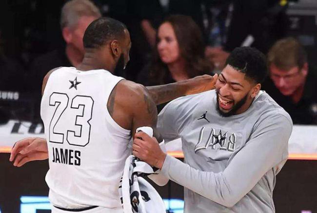 Xin lỗi LaVar Ball nhưng việc giữa Anthony Davis và Lakers không liên quan gì tới ông - Ảnh 1.