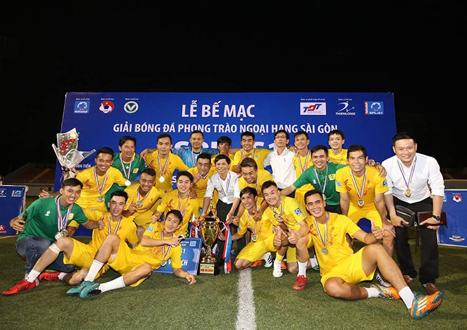Vua phủi Capdervilar đưa Văn Minh trở thành nhà vô địch mùa đầu tiên của SPL - Ảnh 2.