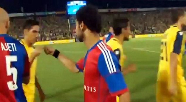 Liverpool nhắm tiền đạo Israel liệu có gây ra rắc rối cho Mohamed Salah? - Ảnh 4.