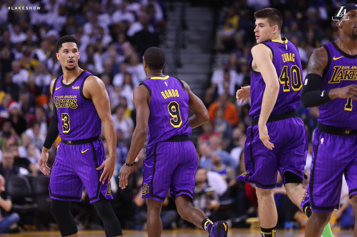LeBron James muốn LA Lakers phải có thói quen như Golden State Warriors - Ảnh 1.