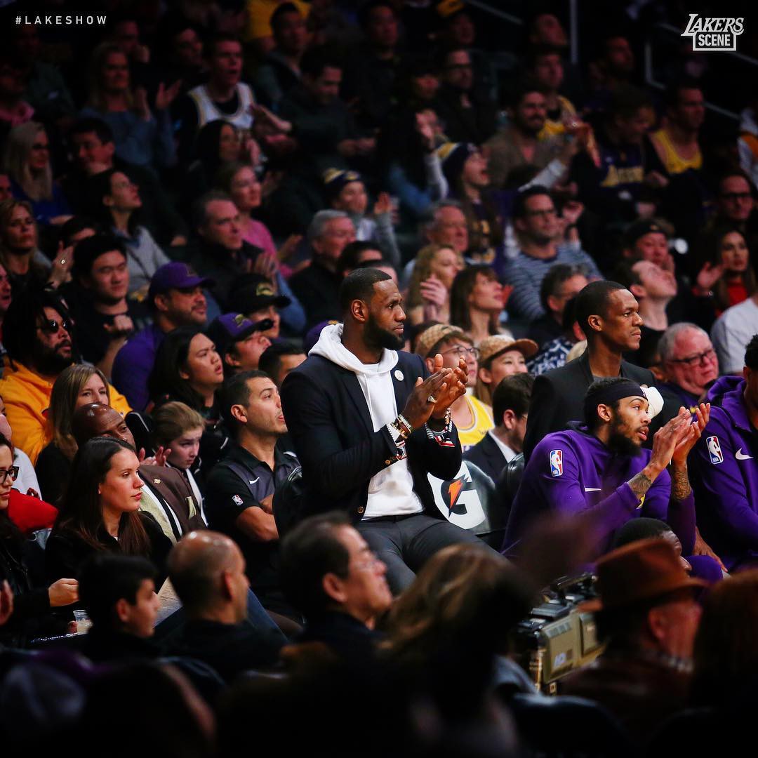 Cơn bĩ cực của Los Angeles Lakers - Ảnh 1.