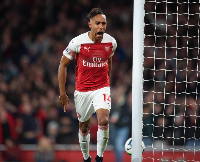 Hiệu suất ghi bàn khó tin của Aubameyang, lần đầu của Torreira và những điểm nhấn khi Arsenal ngược dòng hạ Tottenham - Ảnh 4.