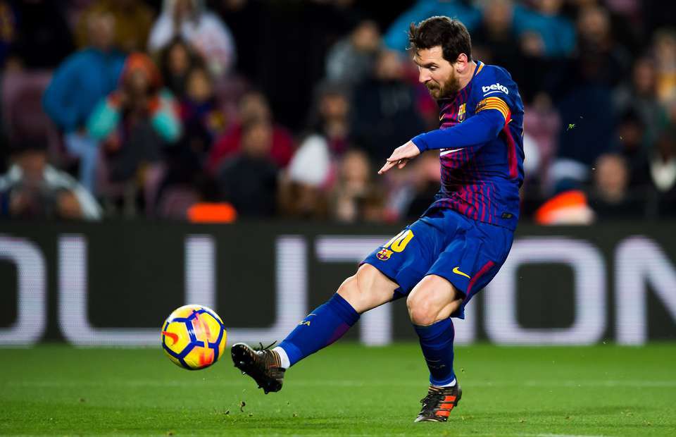 Đặt lên bàn cân phong độ trong năm 2018 của Lionel Messi và Cristiano Ronaldo - Ảnh 3.