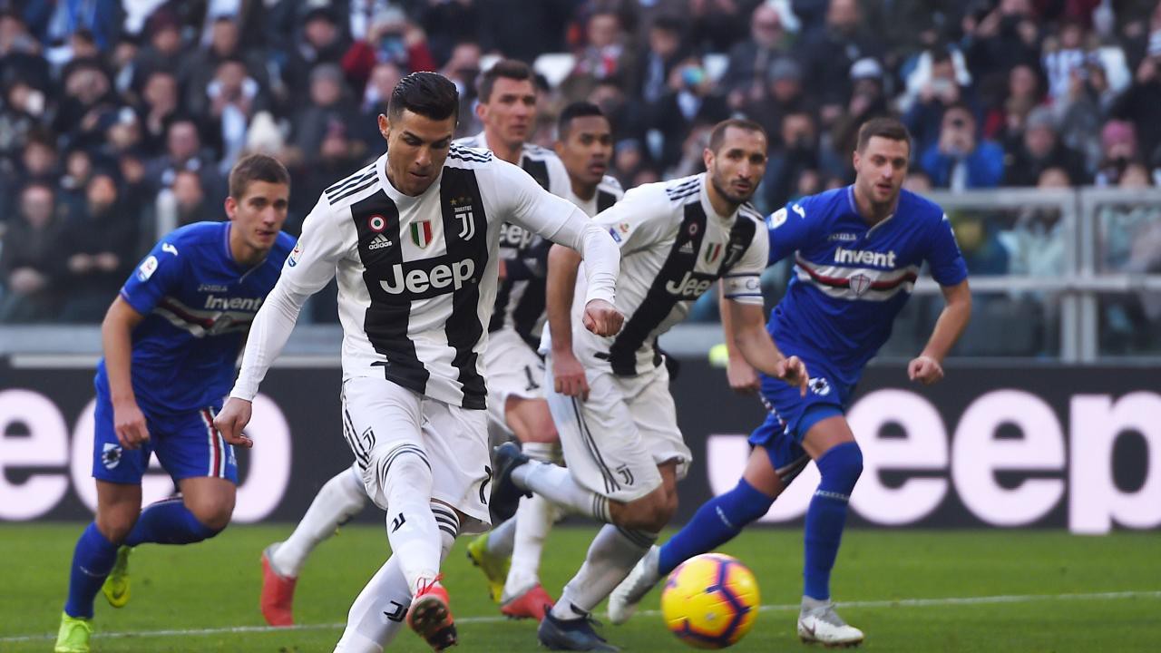Choáng váng với bản đồ nhiệt của quái vật Ronaldo sau nửa mùa giải chơi cho Juventus - Ảnh 1.