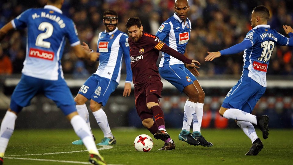Bất ngờ với danh tính HLV Espanyol cuối cùng đánh gục được Barca ở La Liga - Ảnh 3.