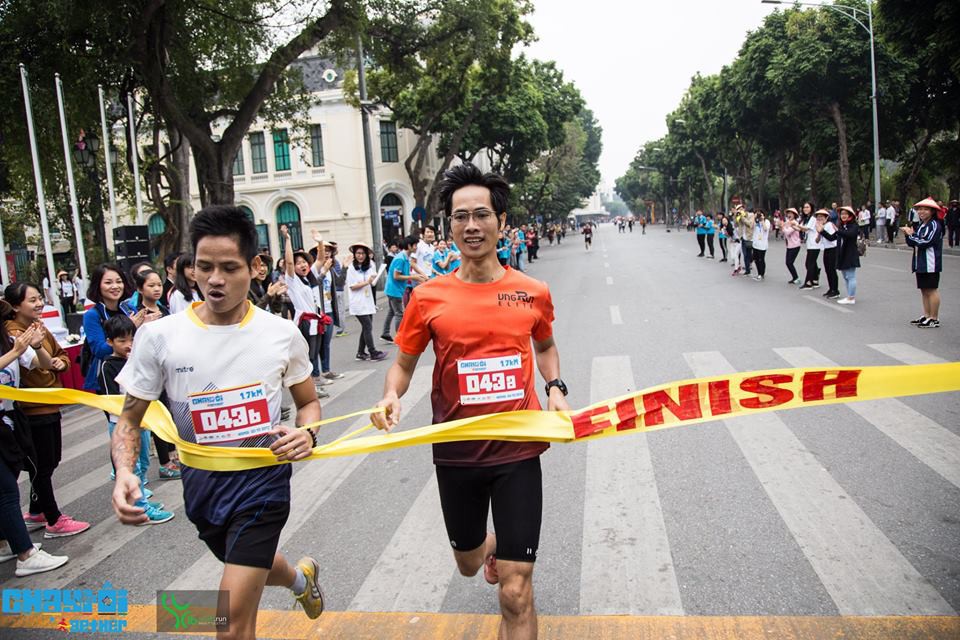 Cao Ngọc Hà chạm mặt kỳ phùng địch thủ ở giải Hanoi Half Marathon 2018 - Ảnh 6.