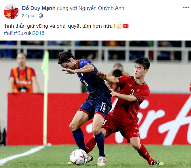 Các tuyển thủ Việt Nam hô hào “giữ đôi chân trên mặt đất” trước trận gặp Malaysia - Ảnh 3.