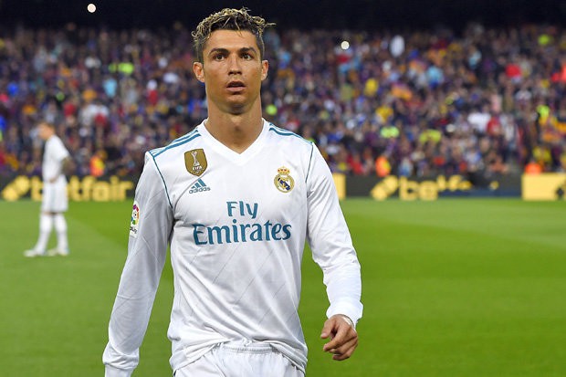 Zidane chọn ai đá cặp cùng Ronaldo ở chung kết Champions League?  - Ảnh 1.