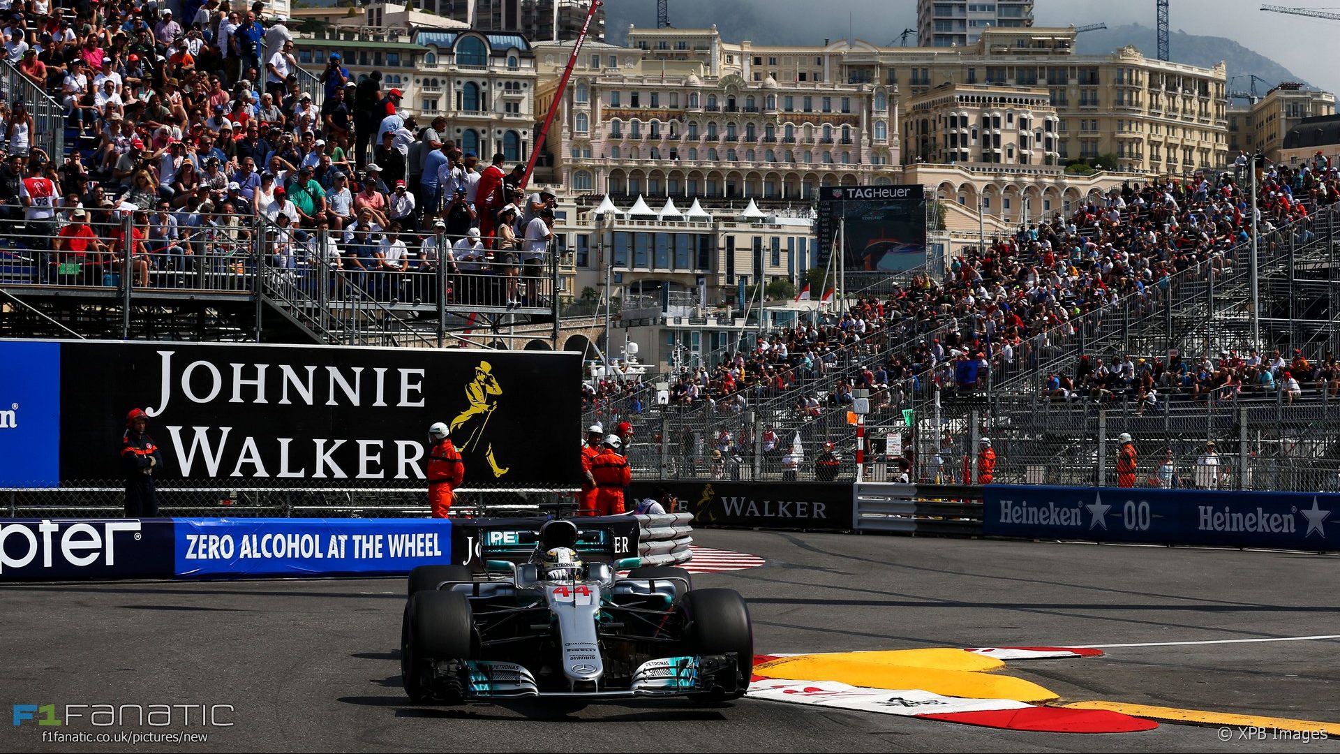 Vì sao Monaco GP là “hiểm địa” với đội Mercedes? - Ảnh 2.