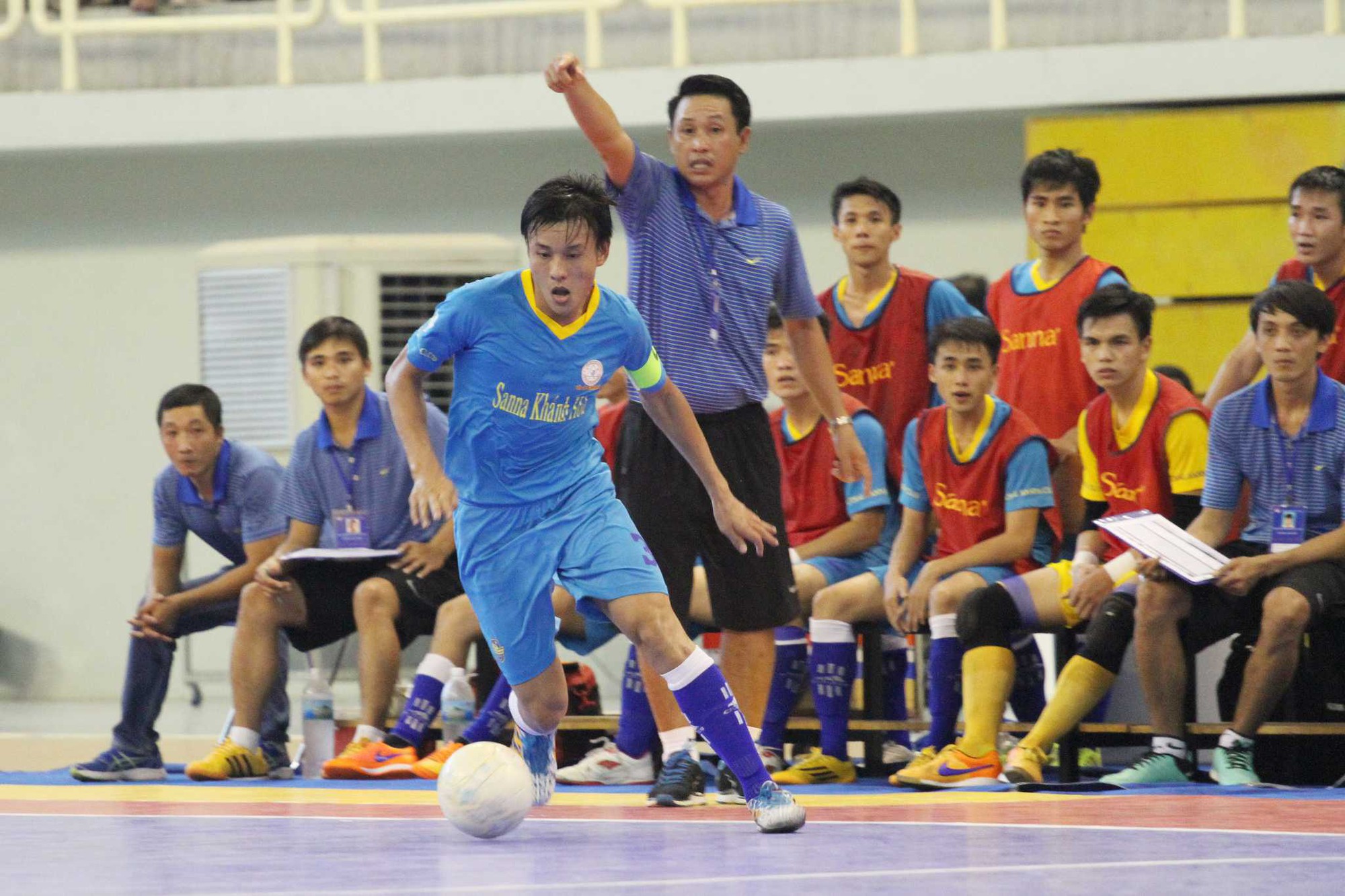 Tin thể thao Việt Nam mới nhất ngày 23/5: Tượng đài Sanna Khánh Hòa thất bại 2 lần liên tiếp tại futsal HDBank VĐQG 2018 - Ảnh 1.