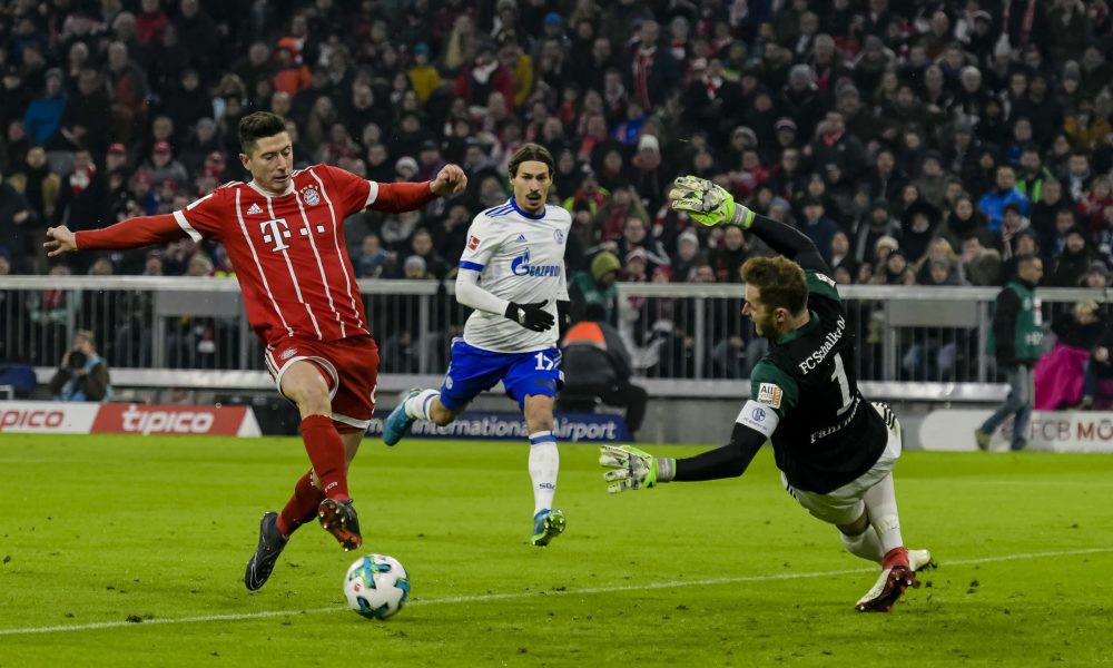 Bayern Munich vô địch 6 mùa liên tiếp: Cô đơn trên đỉnh - Ảnh 2.