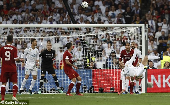Siêu phẩm của Bale giúp Real Madrid hạ Liverpool, 3 lần liên tiếp vô địch Champions League  - Ảnh 4.