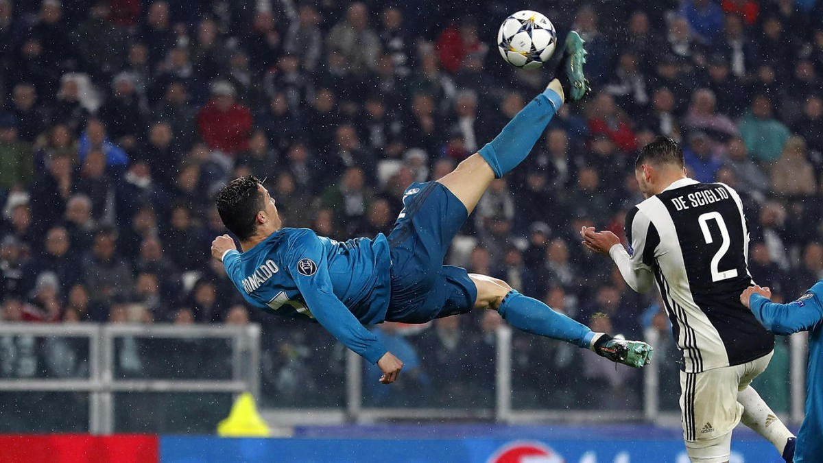 Top 10 bàn đẹp nhất Champions League 2017/18: Ronaldo lại đá bay Bale - Ảnh 1.