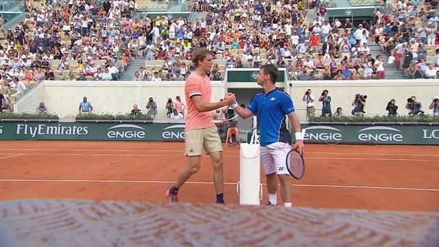 Vòng 1 Roland Garros: Zverev xuất trận hoàn hảo, cú sốc Ostapenko - Ảnh 1.