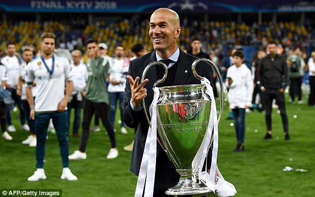 CHÍNH THỨC: HLV Zidane tuyên bố từ chức tại Real Madrid - Ảnh 2.