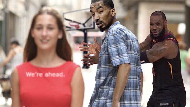 Nhà của JR Smith “sáng nhất đêm nay” sau pha bóng ngớ ngẩn bậc nhất lịch sử NBA Finals - Ảnh 3.