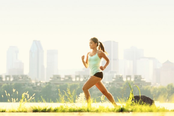 6 lợi ích tuyệt vời để bạn nhấc mông khỏi giường và chạy bộ buổi sáng - Ảnh 3.