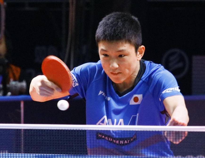 Thần đồng bóng bàn 14 tuổi hạ đo ván cây vợt Trung Quốc từng vô địch Olympic và thế giới - Ảnh 1.