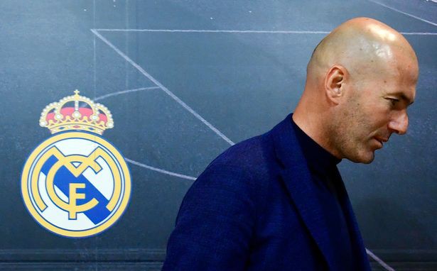 Cận kề World Cup, Real Madrid bất ngờ công bố HLV mới thay Zidane - Ảnh 2.