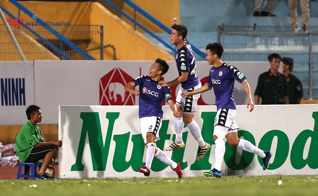 HLV Than Quảng Ninh thán phục Hà Nội FC bất bại lượt đi, xứng đáng vô địch - Ảnh 3.