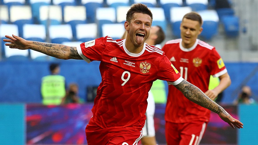 Niềm hy vọng vàng Smolov giúp ĐT Nga xóa nỗi ám ảnh ở vòng bảng World Cup - Ảnh 4.