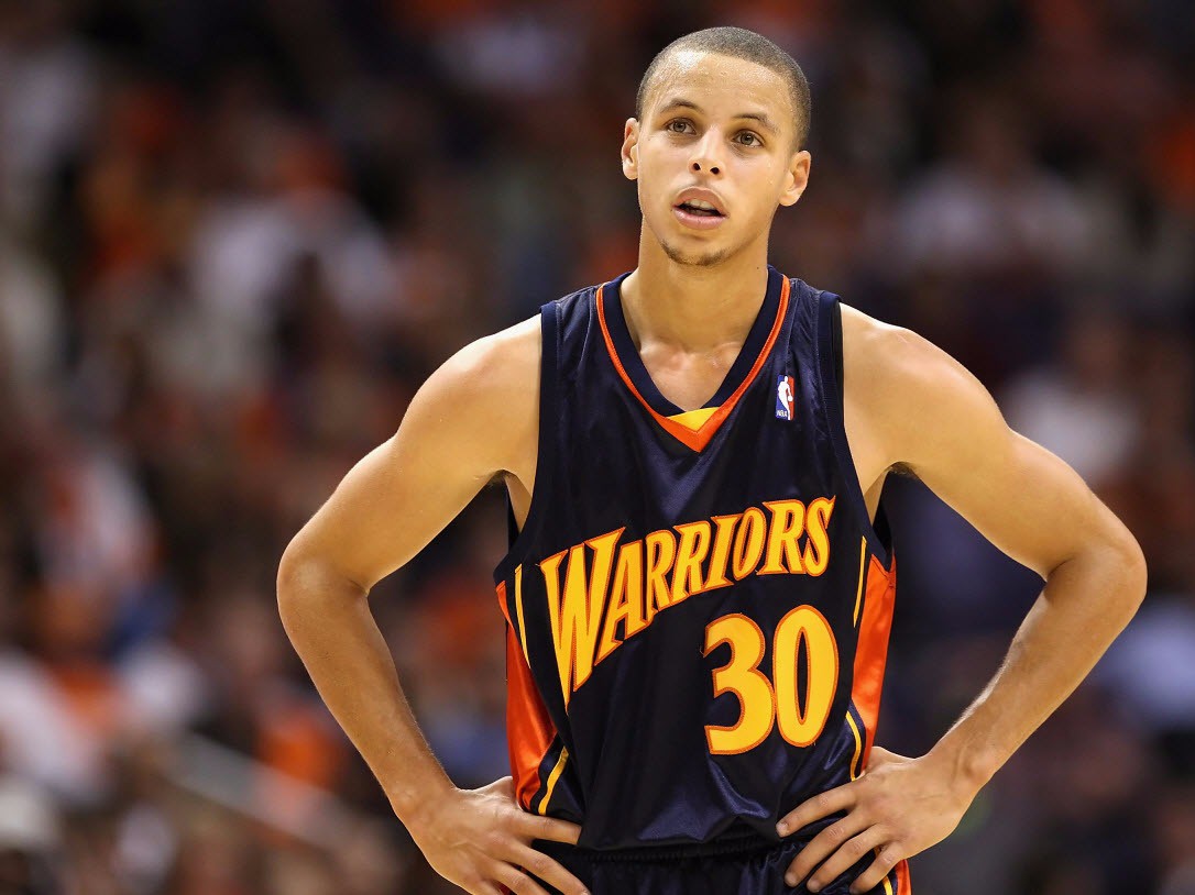 Năm 2009, suýt chút nữa Warriors đã để mất Stephen Curry - Ảnh 1.