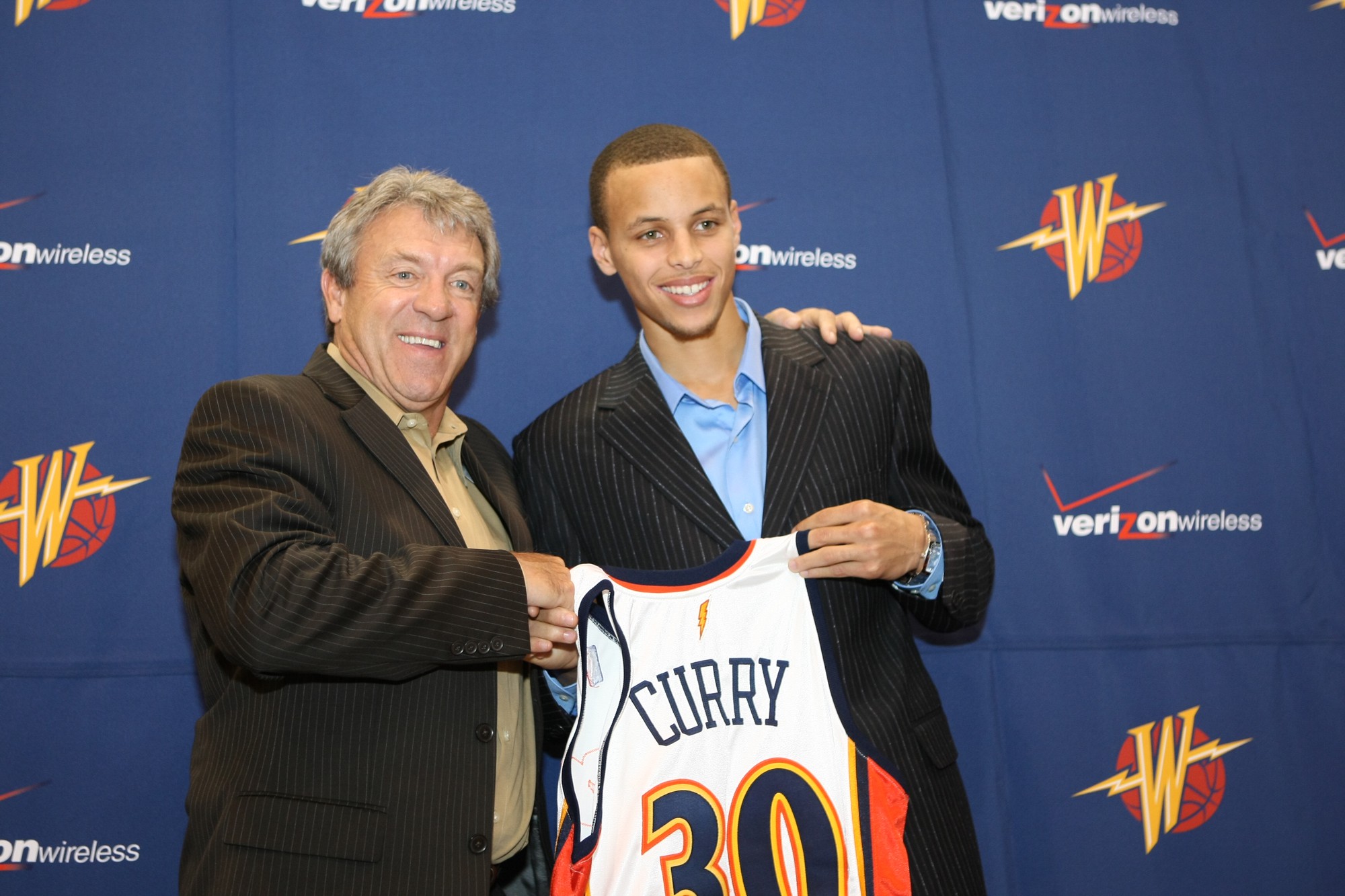 Năm 2009, suýt chút nữa Warriors đã để mất Stephen Curry - Ảnh 2.