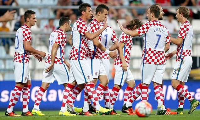 Nhạc trưởng Modric giúp Croatia xóa dớp ngày ra quân tại World Cup - Ảnh 1.