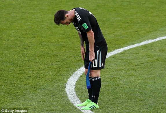 Messi đá hỏng 11m, Argentina bị Iceland cầm chân trong ngày ra quân  - Ảnh 5.