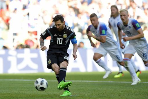 Messi đá hỏng 11m, Argentina bị Iceland cầm chân trong ngày ra quân  - Ảnh 4.