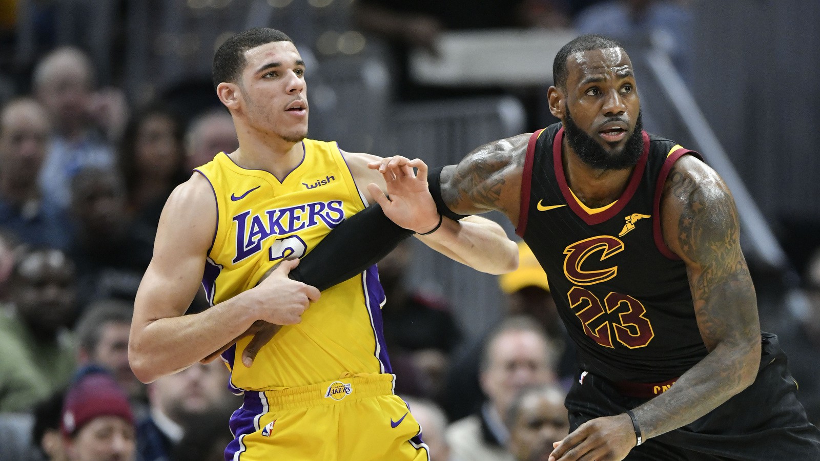 Nếu LeBron James đến Lakers, Lonzo Ball có thể sẽ trở thành vật tế thần - Ảnh 3.